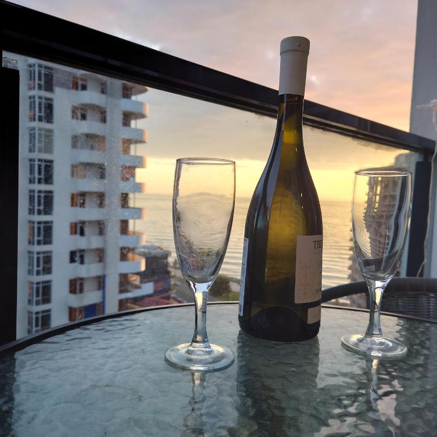 Bat Towers Studia Apartman Batumi Kültér fotó